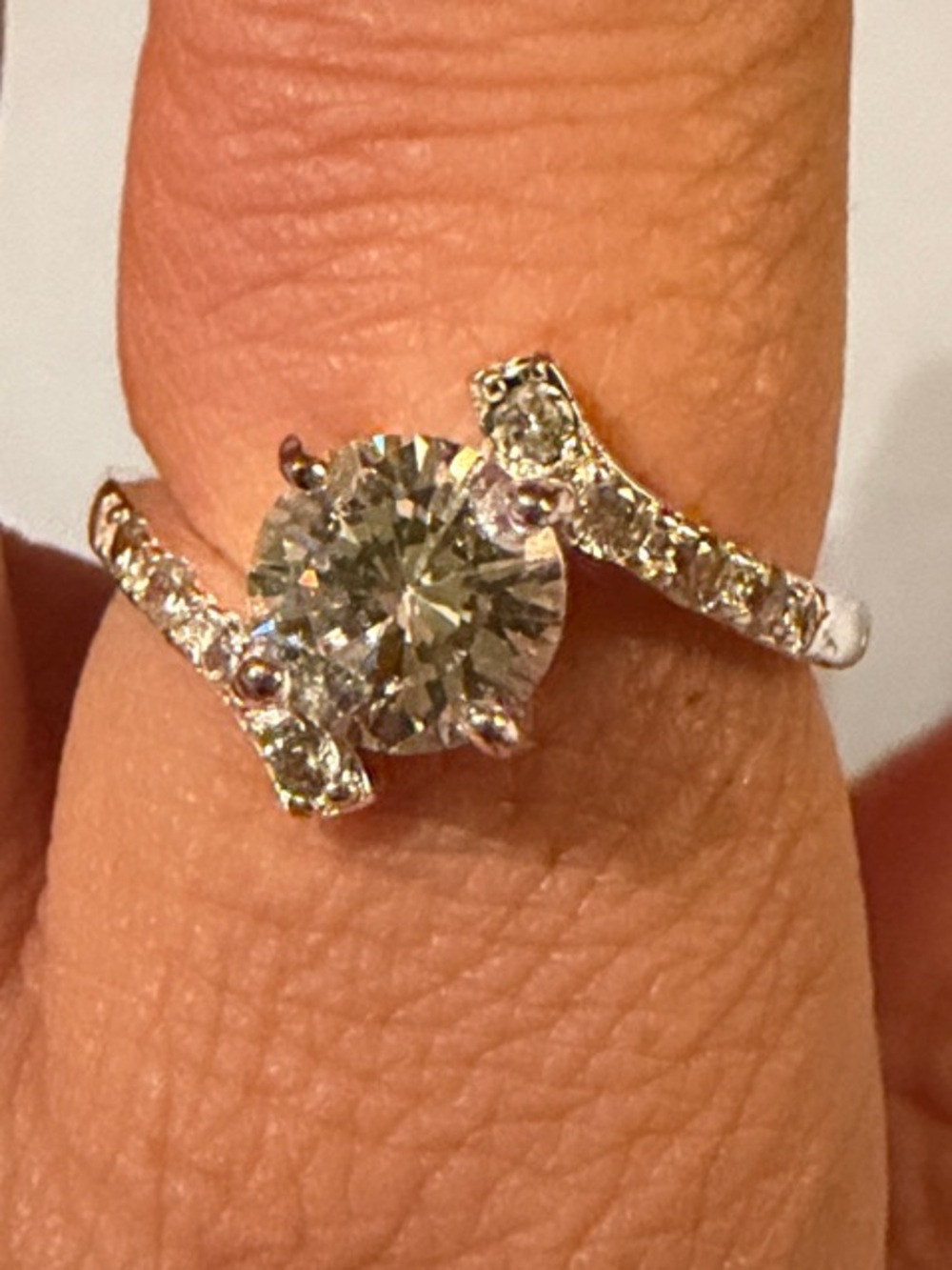 Classic Round-Cut Solitaire Engagement Ring in Silver